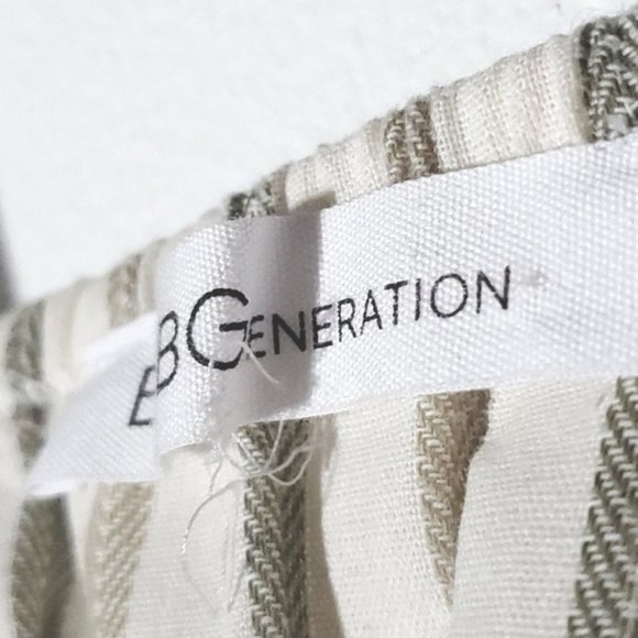 BCBGeneration Striped Romper Shorts Jumpsuit Small - Picture 7 of 8